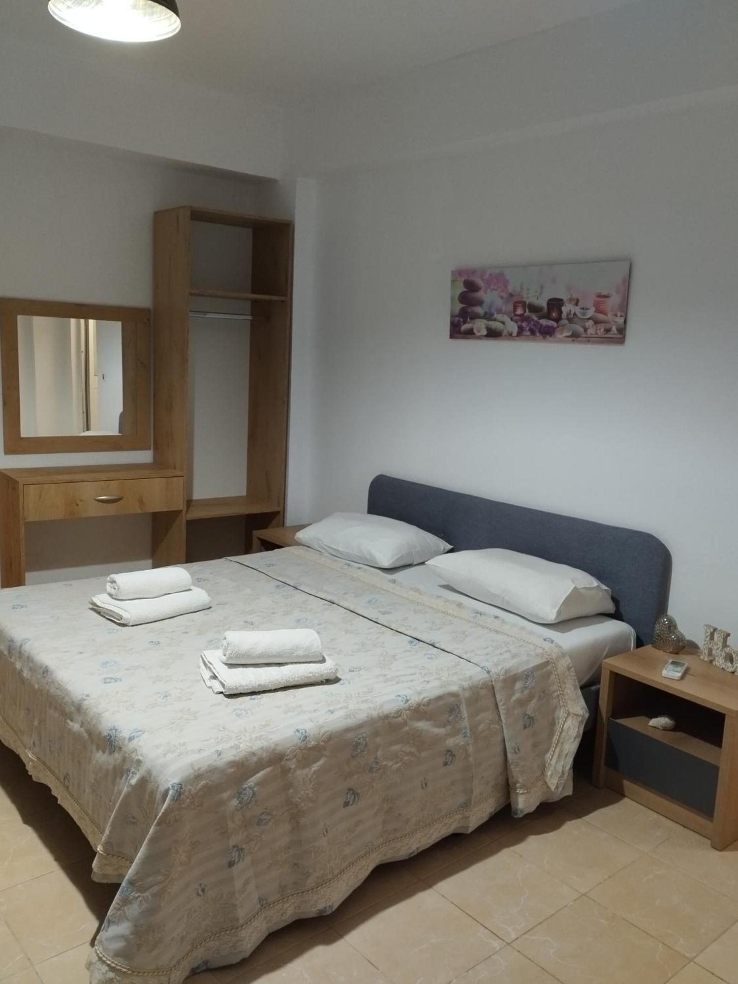 Dim'S Villas Qeparo Room photo